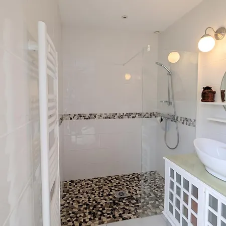 Avec Piscine Privée à Autoire, 170 M² *